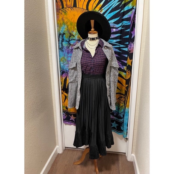 🌈 Lovely plaid button detail top - Picture 11 of 11